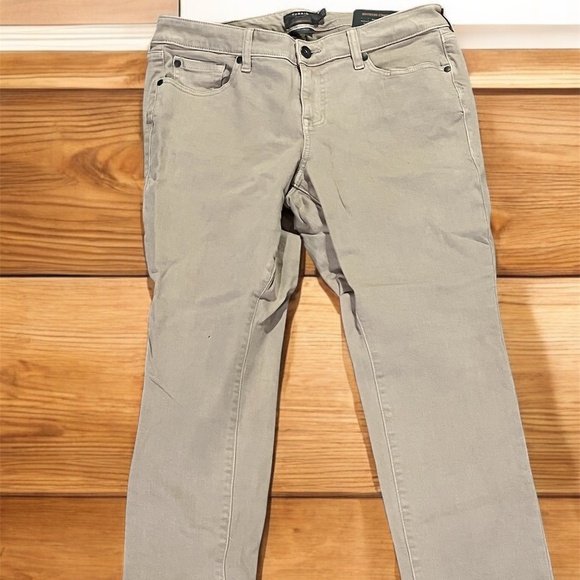 Torrid Boyfriend Khaki Stretch Jeans 12 - Picture 1 of 3